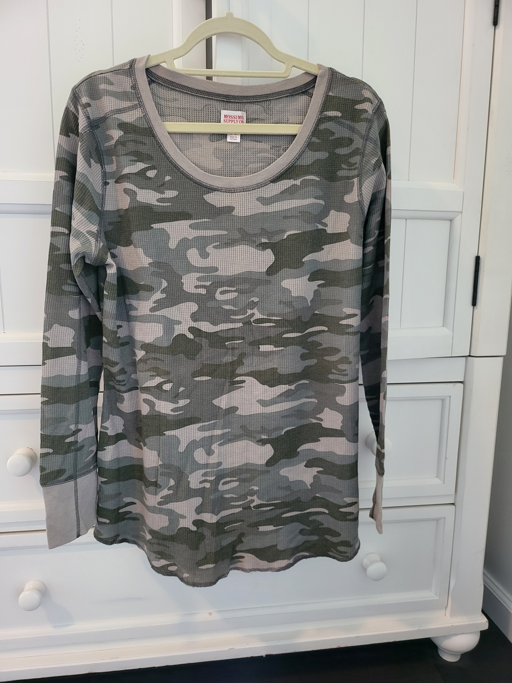 Women's 2X Mossimo Supply Co. Olive and Gray Camo Waffle Long-Sleeve Tee